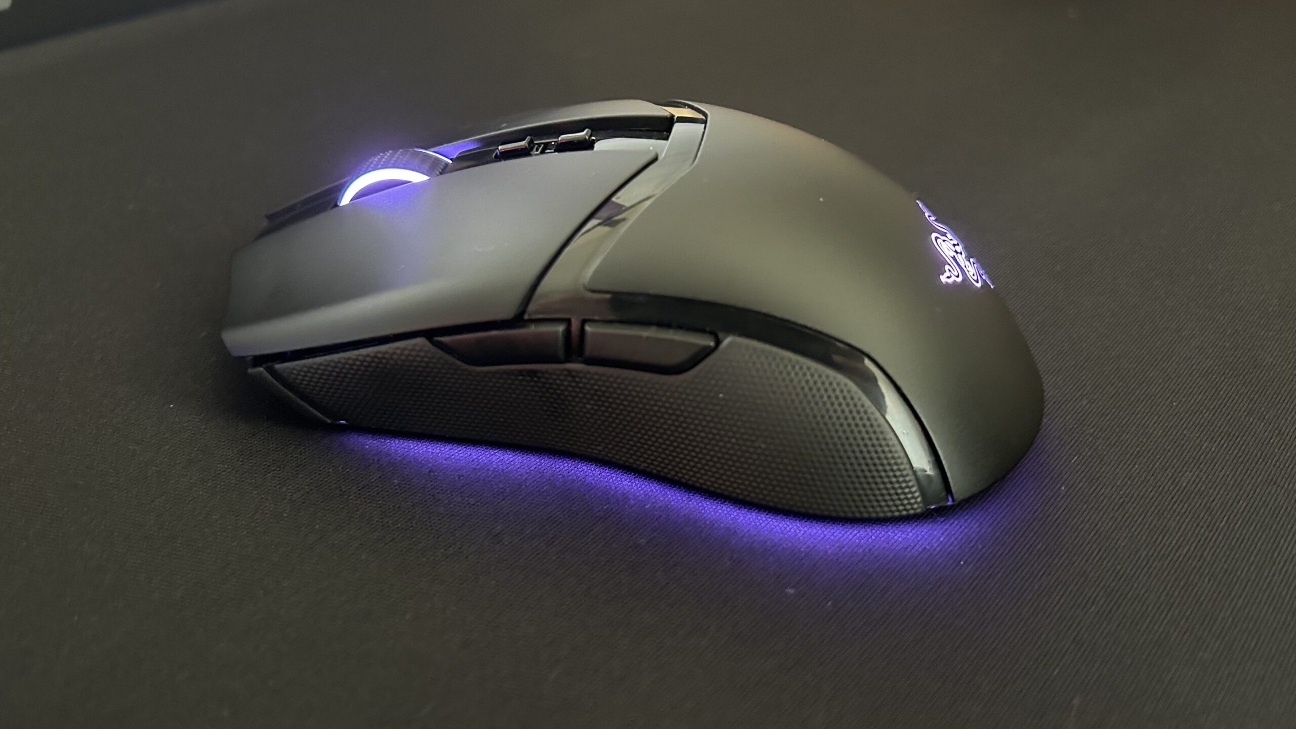 Razer Cobra Pro Wireless Gaming Mouse Razer Cobra Pro Wireless Gaming Mouse